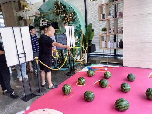 京东吃瓜节,瓜分钜惠，尽享购物盛宴！